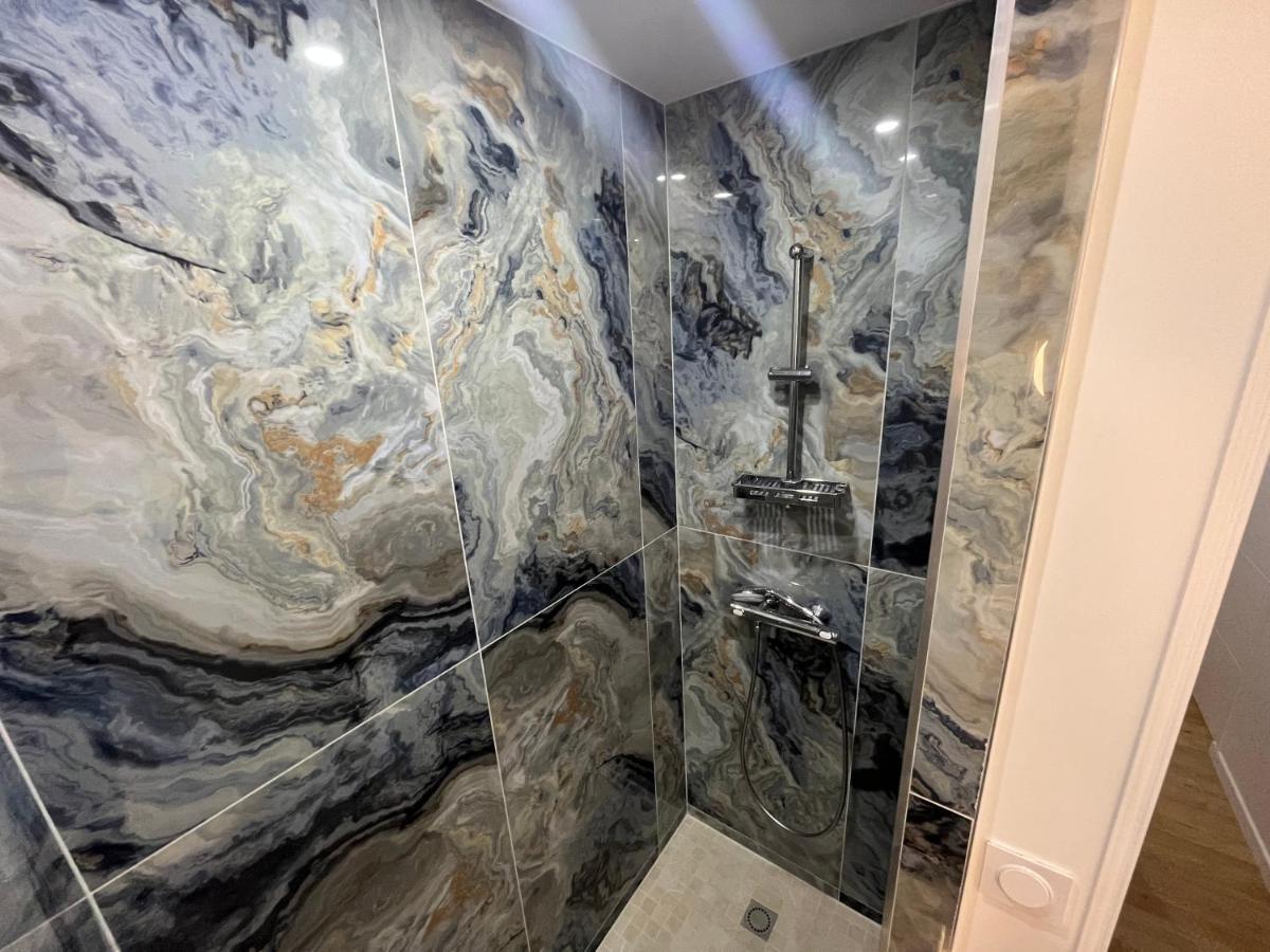Appartement Luxe Jaune Saint-Etienne  Exteriér fotografie
