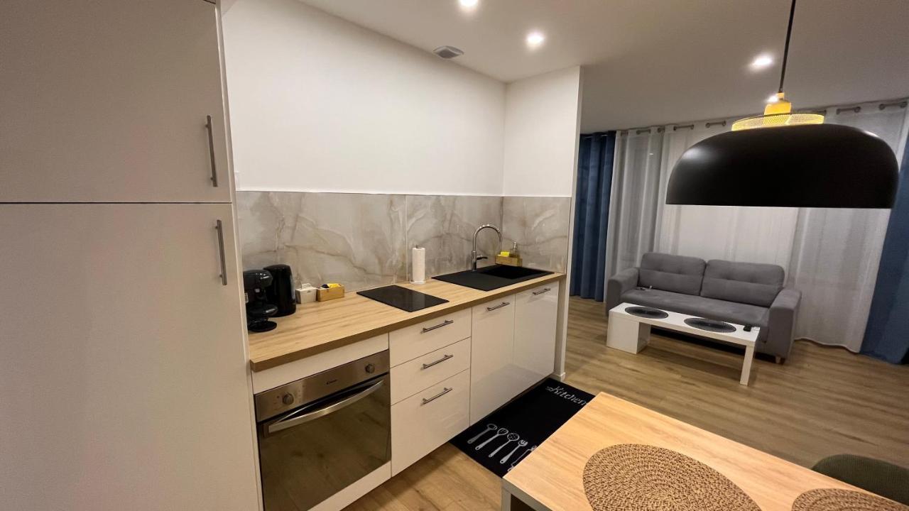 Appartement Luxe Jaune Saint-Etienne  Exteriér fotografie
