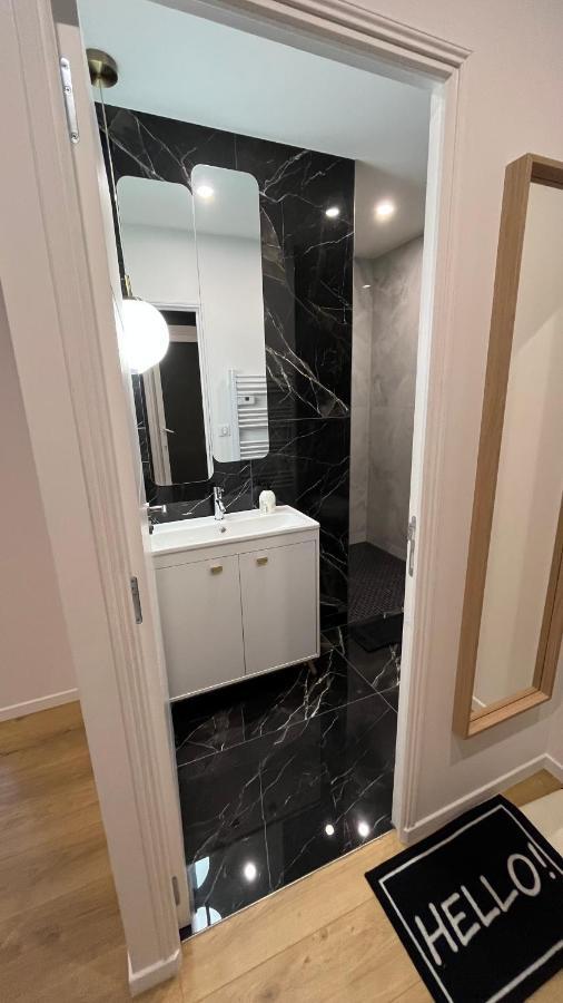 Appartement Luxe Jaune Saint-Etienne  Exteriér fotografie